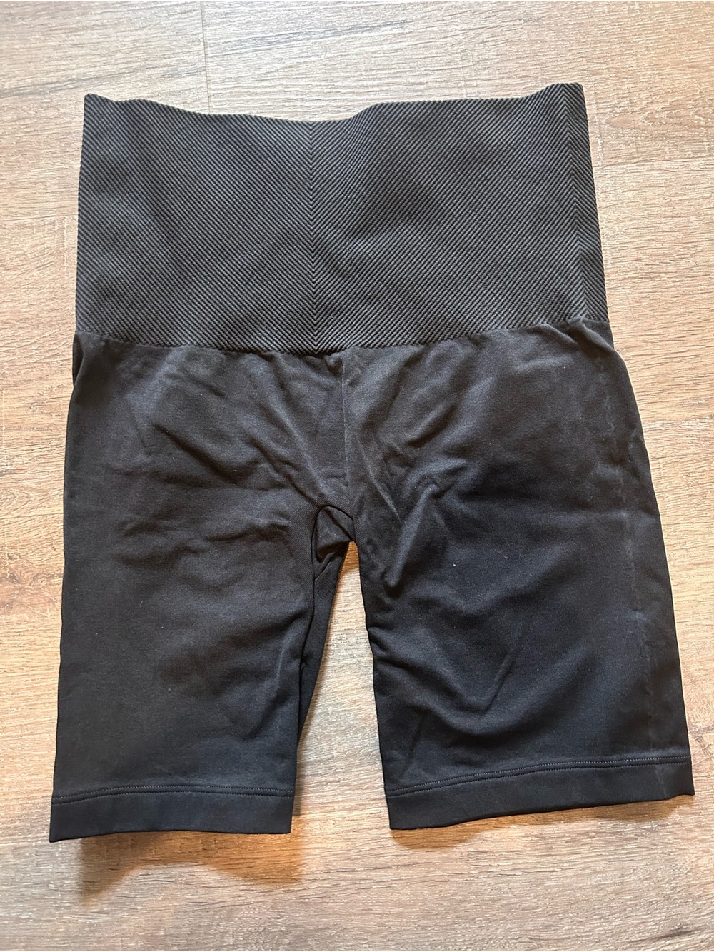 ASSETS by SPANX Shapewear Shorts Womens Size M Black High-Waist Firm